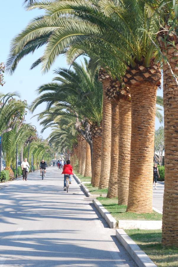 Ostello La Stazione Alba Adriatica Kültér fotó