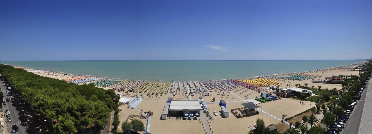 Ostello La Stazione Alba Adriatica Kültér fotó